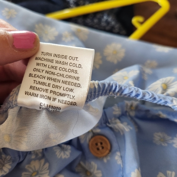 2 Peice Floral Daisy Skirt and Top Set - Picture 10 of 12